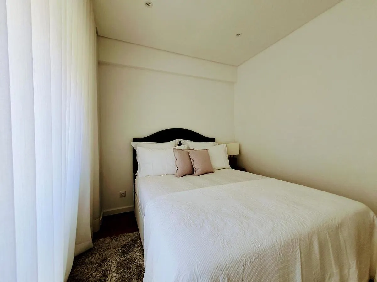 Praca Do Chile Deluxe By Lisbon Village Apartments