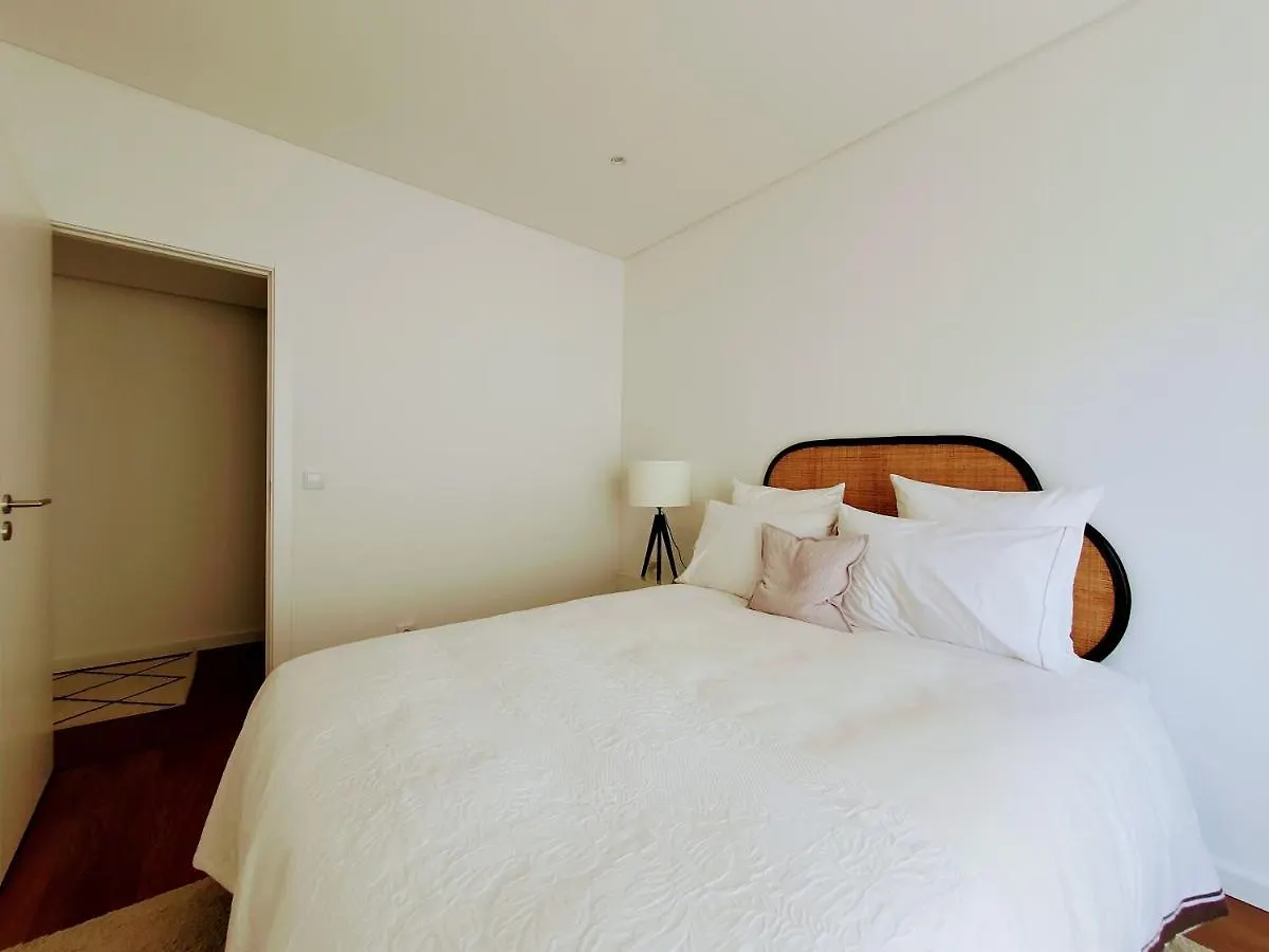 Praca Do Chile Deluxe By Lisbon Village Apartments